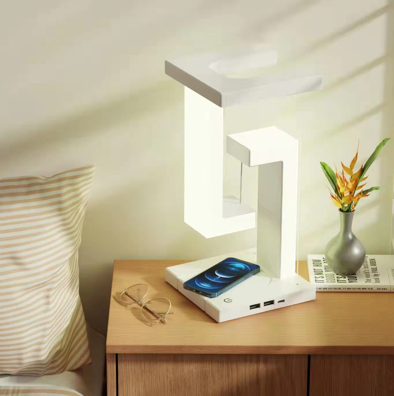 Lampe de table à chargement sans fil anti-gravité